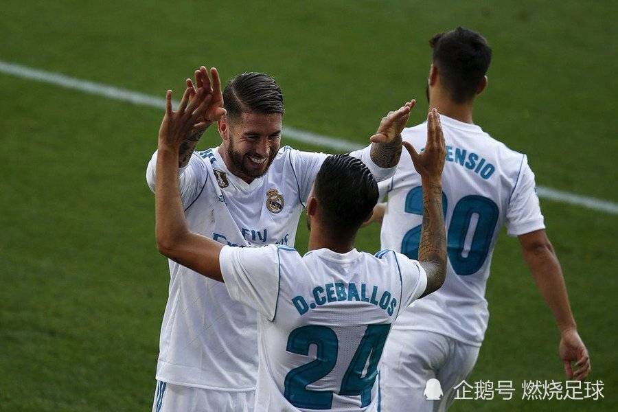25, 波尔多功勋队长退役  
